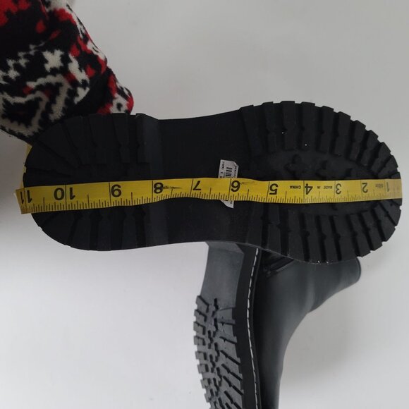 Torrid Black Faux Leather Chelsea Bootie (WW). Size 8WW - Picture 10 of 11